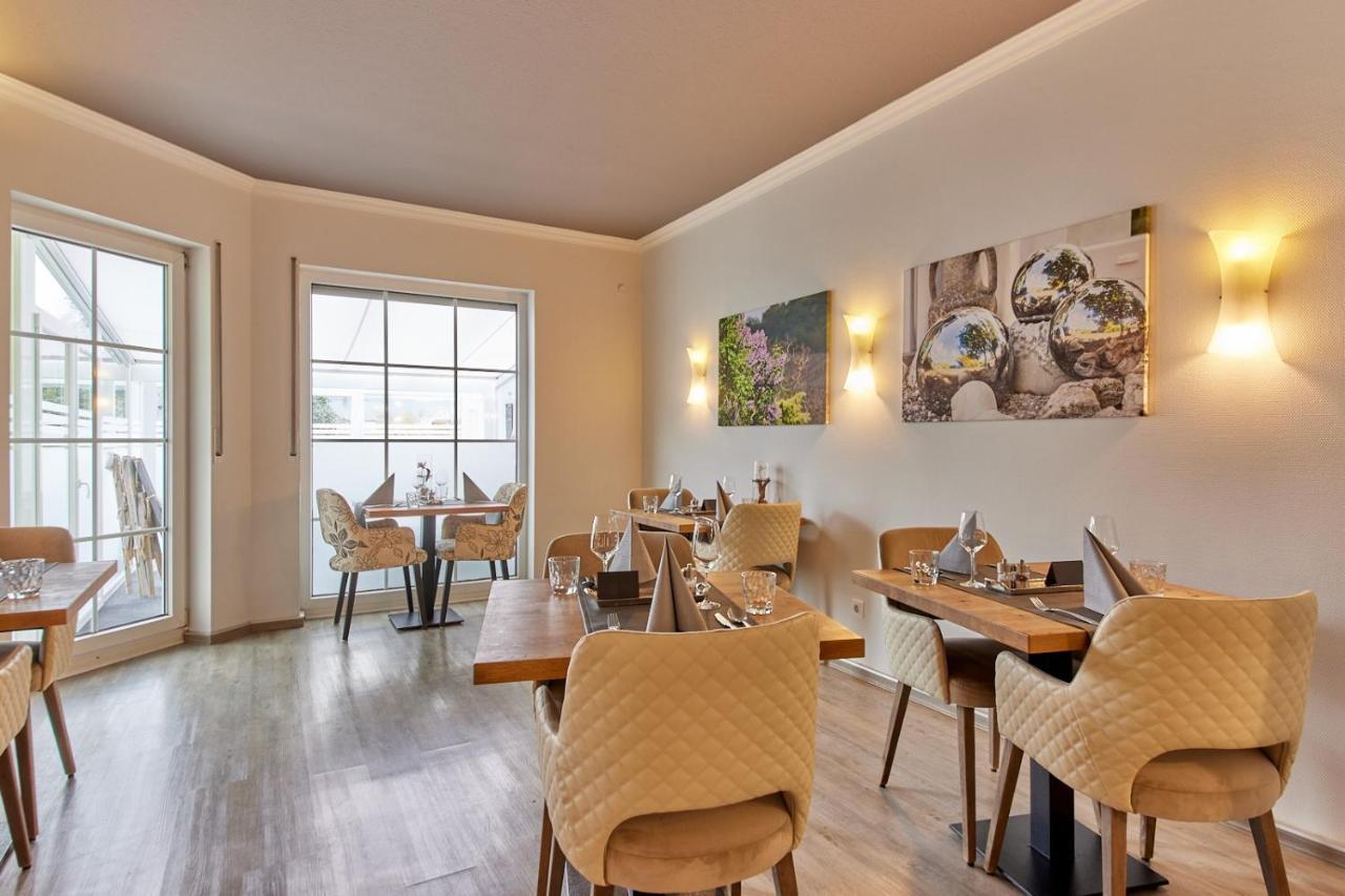 Moselhotel Weinhaus Simon 'Sauna'Restaurant'Eladesaeule Wintrich Ngoại thất bức ảnh