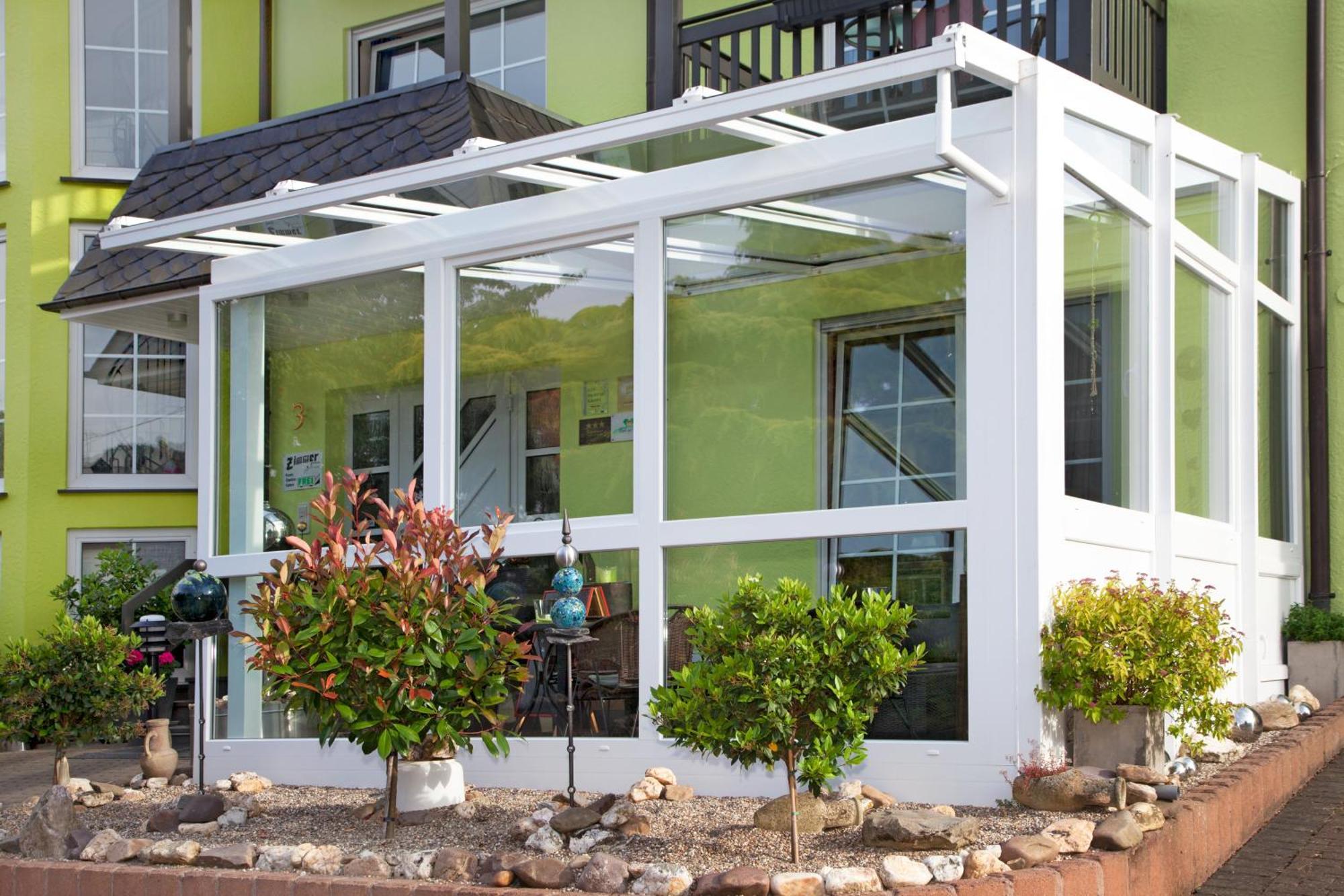 Moselhotel Weinhaus Simon 'Sauna'Restaurant'Eladesaeule Wintrich Ngoại thất bức ảnh